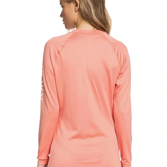 Roxy whole Hearted Long-Sleeve UPF 50 Rashguard swim top. - Picture 2 of 10
